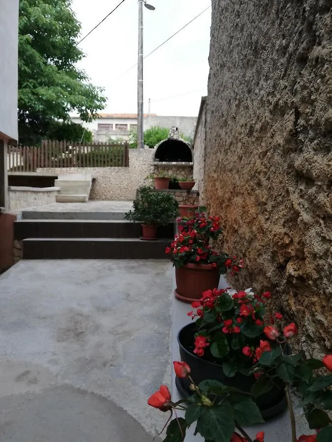 Apartman Cvita Tkon